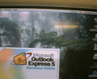 thumbs/27092005_office_shots_013.png